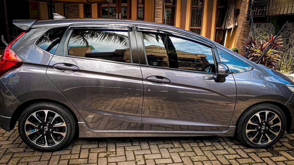 10 Rental Mobil Sentul Bogor, Harga Sewa Murah Mulai 400K